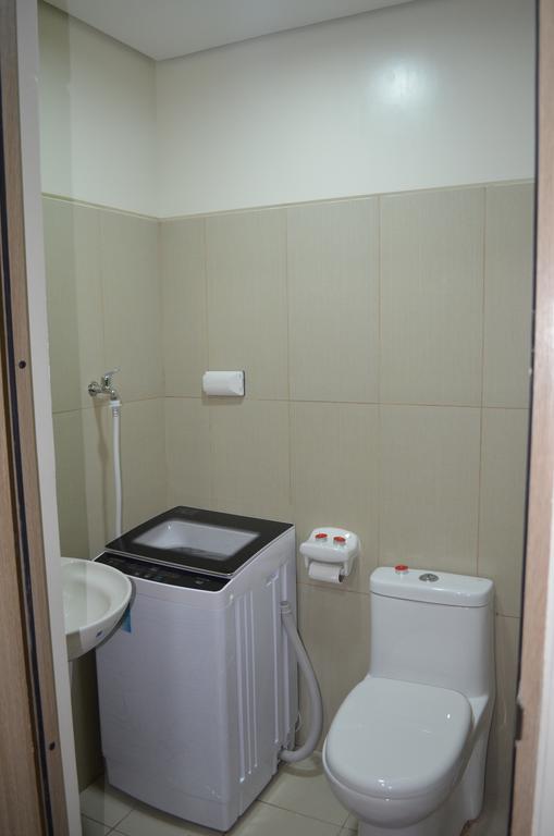 Jovic'S Condo At Breeze Residences. Manila Esterno foto