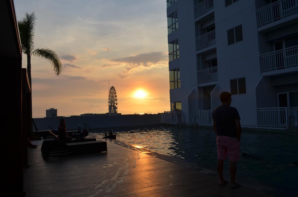 Jovic'S Condo At Breeze Residences. Manila Esterno foto